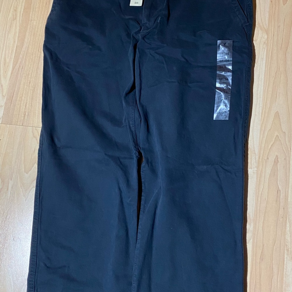 New AE mens relaxed khakhi pants